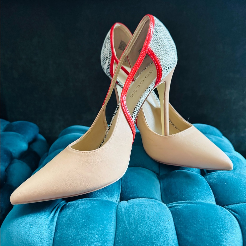 Brand new Multicolor pump…